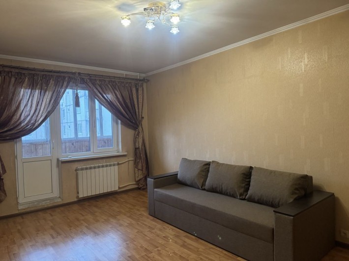 Оренда 2к, метро Харківська, Тростянецька 6а біля ТЦ Нью-Вей - фото 1