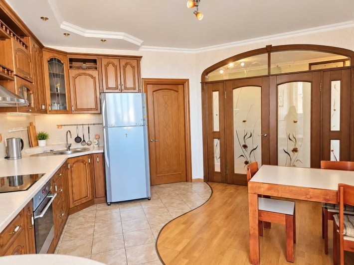 Простора 2-кімнатна квартира 90 м² у ЖК «Голосієво» /Голосіївський парк поруч/2 санвузли - фото 1