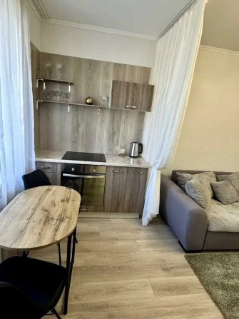 Здається в оренду квартира студія в центрі. - фото 1