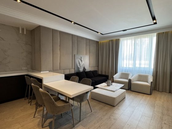 Royal Tower Tetris Hall Chicago вул. Саксаганського, Олімпійська