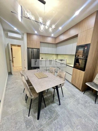 Оренда 5к квартири, перша здача, центр, вул. Б. Хмельницького, 58А - фото 1