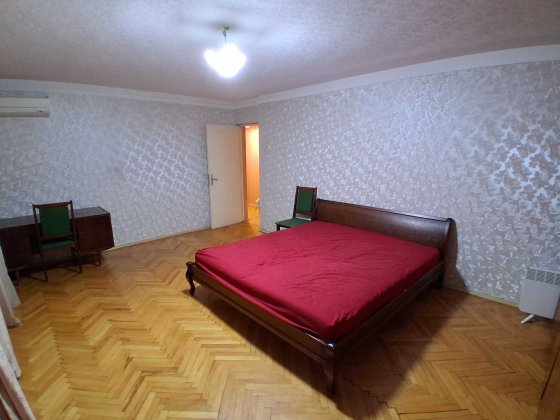 4к. квартира, вул. Гончара, центр Киев