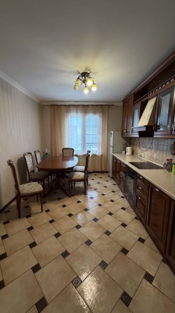 Від власника. Квартира трехкімнатна , де є все необхідне. Можно з тваринами. - фото 1