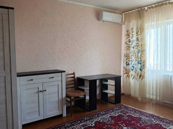 Оренда: 2 кімнатна  квартира вул, Вербицького , метро Харківська