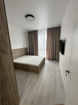 Метро Васильківська . Нова Англія. Вул. Максимовича 26-В - фото 1