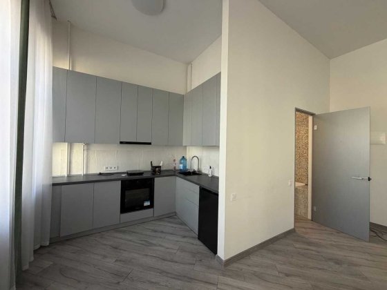 2-х кімн. кв-ра 66 м2 в центрі, Васильківська 56 Киев