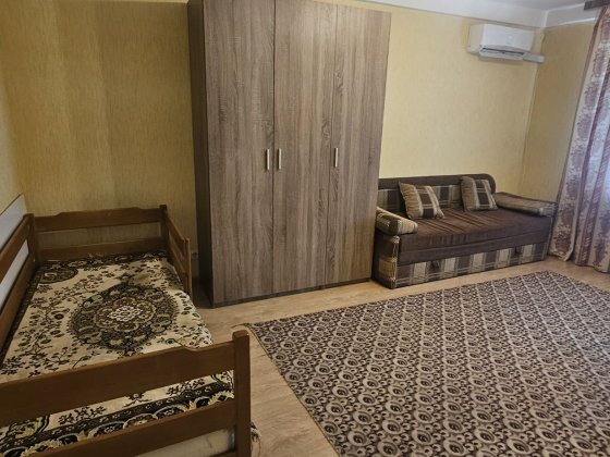 квартира,  оренда, м. Святошин,  Вокзальна.  Жуля Верна 4 Київ