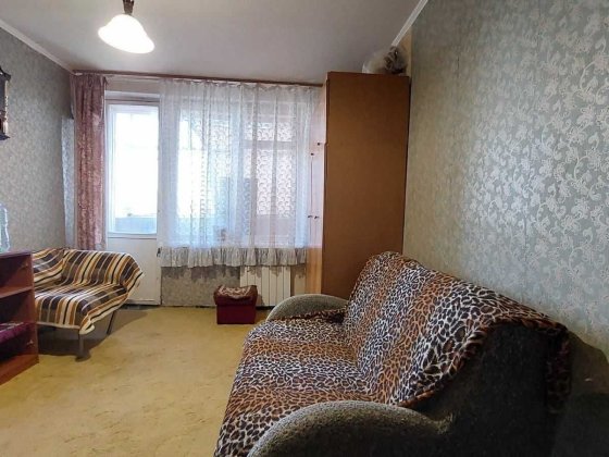 1-кім квартира на Воскресенці, ТЦ Квардрат, вул. Юхновського Київ