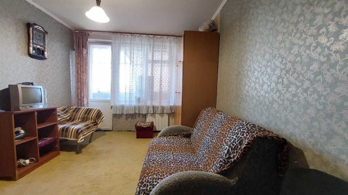 1-кім квартира на Воскресенці, ТЦ Квардрат, вул. Юхновського - фото 1