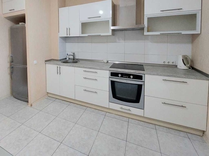 Здам 1-к. в новому будинку. Науки, 55а. Генератор. Метро Деміївська – 10 хвилин - фото 1