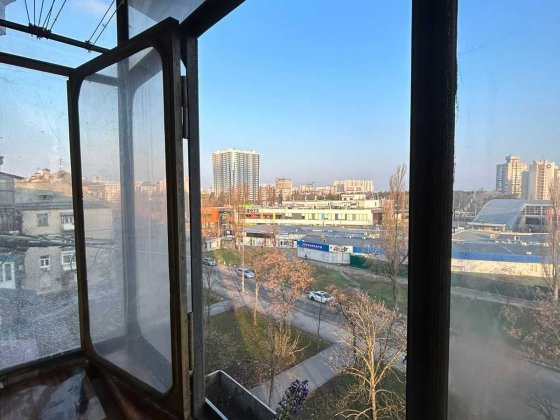 (Без комісійних)Оренда 3 кімнатної квартири метро Дарниця Киев