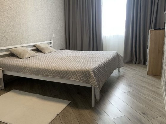 Шумського 1б, чудова евродвушка 75кв, м Лівобережна