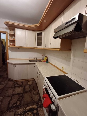 Сдам 2к Святошинський р-н вул Леся Курбаса проспект буд 3-А - фото 1