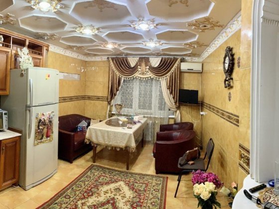 Власник. Двокімнатна с паркомісцем