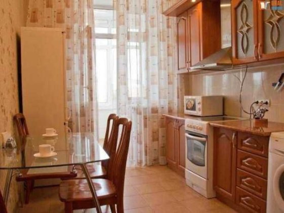 1 кім. метро Академмістечко 10 хв їзди,  Мудрака, (Наумова) 66 Киев