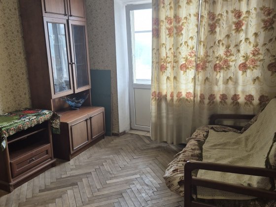Здам 1 кімнатну  квартиру біля (Дарницької площі, Каденюка)