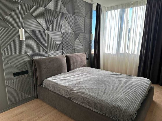 сучасна 2к квартира в ЖК Варшавський-2, ТРЦ Ретровіль