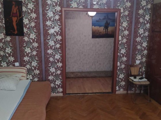 Ст. метро "Вокзальная" пешком, ул.К Чапека ( Фучика ) , 8