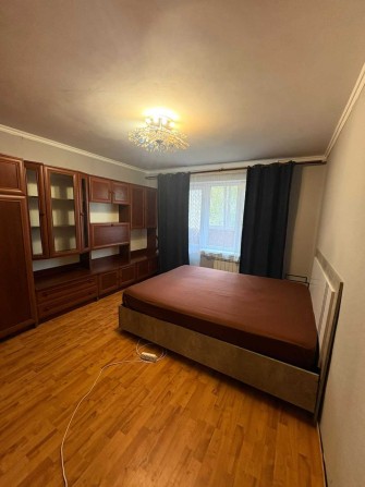 * 1-кімнатна квартира по вул. Олександра Махова (Жолудєва), 1д - фото 1
