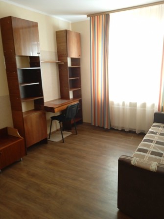 Затишна 2-кімн. квартира 60м2, вул.Милославська 2 - фото 1