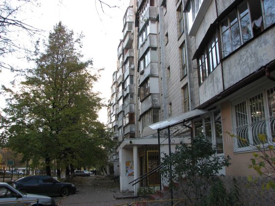 Здається 1-кім. квартира. Галагани (метро Святошин-Нивки), Базилевича 2/13 Київ