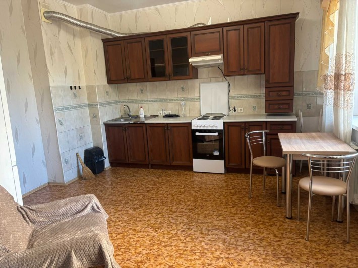 Студія Урлівська, 11А. Поверх 2. Метро Осокорки 12 хв. ТРЦ River Mall - фото 1