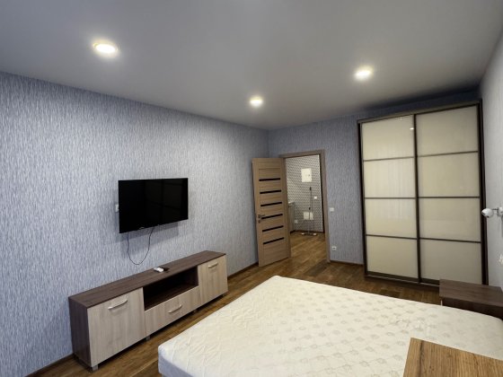 Оренда, Богданівська 7в, 1 кім. 50кв.м. 22000 грн.