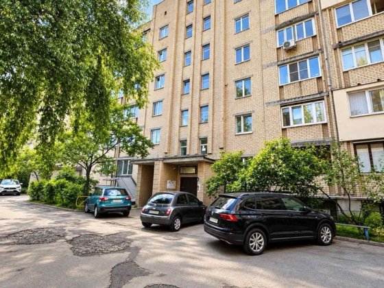 Центр Києва. 3 кімнати ,2 балкони.Держпрограми Киев