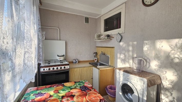 Продаж 2к квартири, метро Лівобережна, Воскресенський пр, 18Б - фото 1