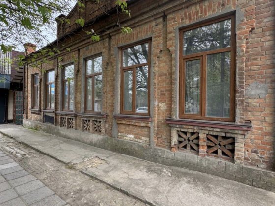 Продаж 1 поверхового будинку центр Білгород Дністровський 210 м2 4 кімнати Белгород-Днестровский