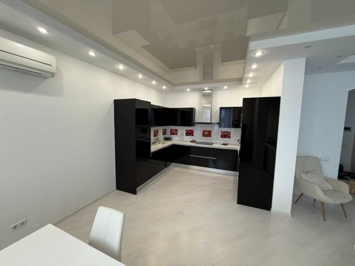 Продаж Видова 2х-кімнатна 85м2 ЖК RiverStone Дарницький район Дніпровська набережна 14 - фото 1
