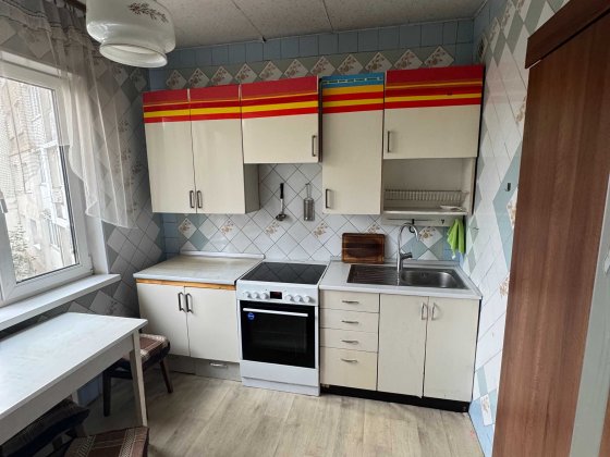 Продам 3 кім.кв., Теремки, вул. Академіка Заболотного 12