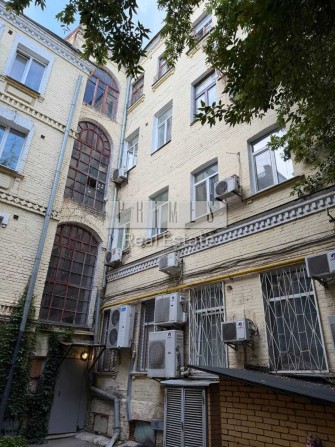 Продаж 2к квартири, вул. Мала Житомирська, 15А, Центр - фото 1