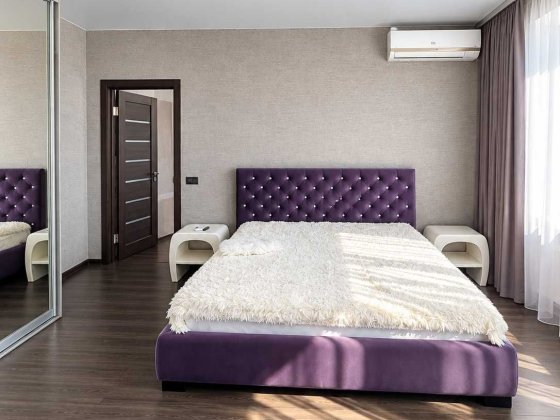 Продаж 2-кімнатної квартири з видом на Дніпро в ЖК «Зарічний», метро Славутич