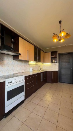 Продаж 3ри кім квартири з ремонтом по ціні 2х кім метро Позняки 10 хв - фото 1