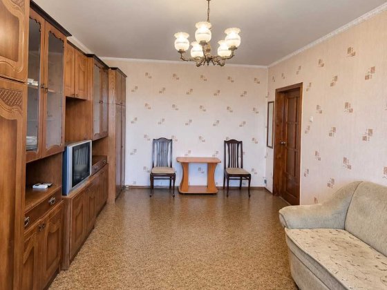 * Затишна 2-кімнатна квартира по пр-т Бажана 5-Е метро Харківська, Вирлицька