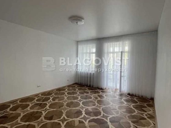 Продаж 3 кімнат квартири Бульварно-Кудрявська 31-А метро Університет