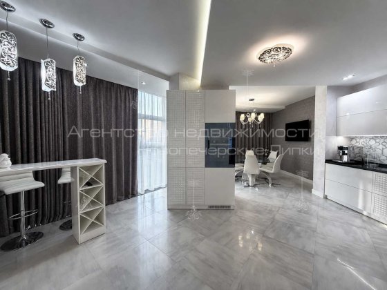 Продаж 4-к дизайнерської квартири 200 м² у ЖК Новопечерські Липки — Верхогляда, 20А