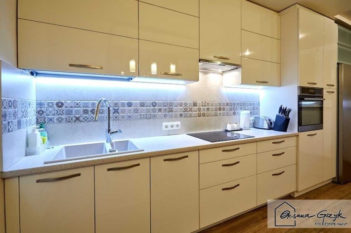 Продаж 3-х кім. квартири 91,1 кв.м. з РЕМОНТОМ (3 спальні), ЖК ЗЕЛЕНИЙ ОСТРІВ, вул. Сікорського, буд - фото 1