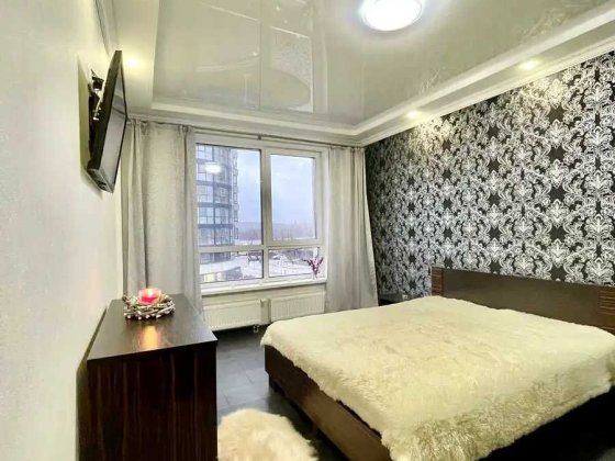 Продаж 1-кімнатної квартири в ЖК «Зарічний» — 3 поверх, 3 хвилини до метро