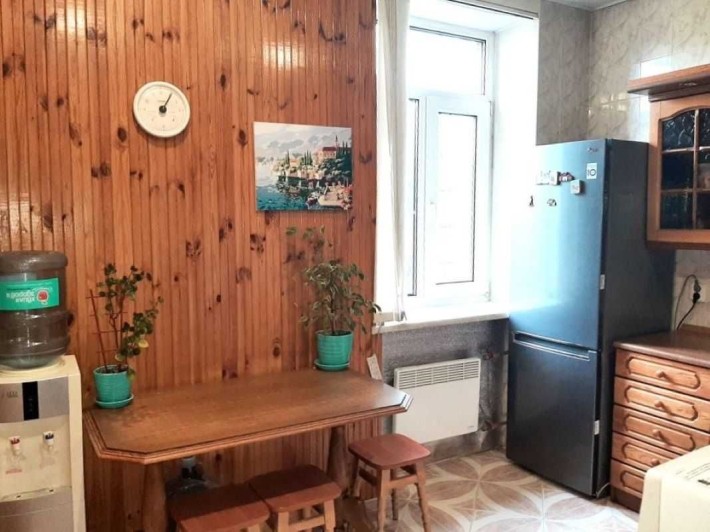 Продаж 3-кімнатної квартири, Голосіївський район, проспект Науки 42/1, метро Деміївська. - фото 1