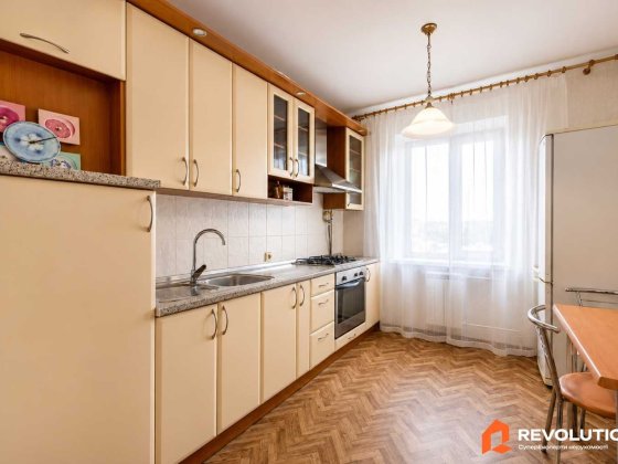 Без комісії. Продаж 3к квартири 70.9м2, вул.Тростянецька 3 Дарницький р-н, єВідновлення Киев