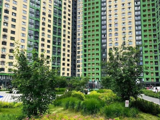 Продається 1к квартира на Мих. Максимовича 32 , Голосіївськи й р-н, ЛікоГрад4, метро Васильківська