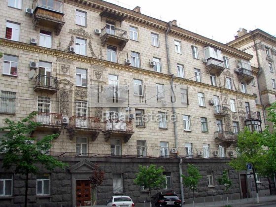 Продаж 2к квартири, вул. Євгена Чикаленка, 2-4/7, Шевченківський р-н, Центр Киев