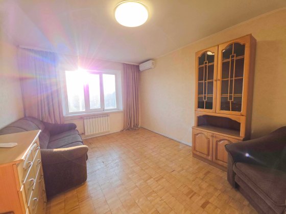 БЕЗ %! Продам квартиру. Будинок автономный!  Осокорки. Позняки Киев