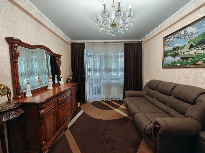Шевченківський, метро Дорогожичі, продаж 2к квартири з ремонтом! - фото 1
