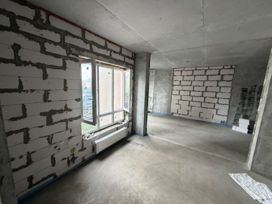 Квартира з терасою + паркінг, стеля 3м