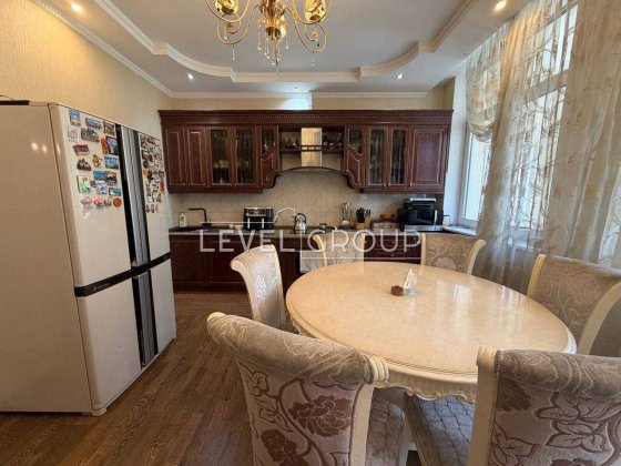 Продаж 4-кімнатної квартири за адресою вул. Коперника, 11/ Лук'янівська/Політехнічний інститут/КПІ/в