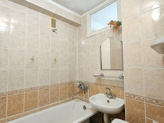 Продаж квартири 30м.кв Воскресенка! Тихий район, вул. Кибальчича