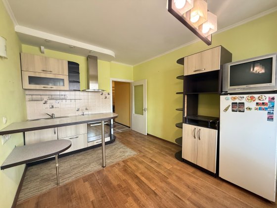 Продаж 1к Срібнокільська 24 БЕЗ КОМІСІЇ Осокорки Позняки Дарницький